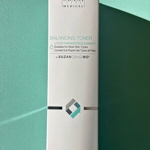 SuzanObagiMD Balancing Toner - White and Gray